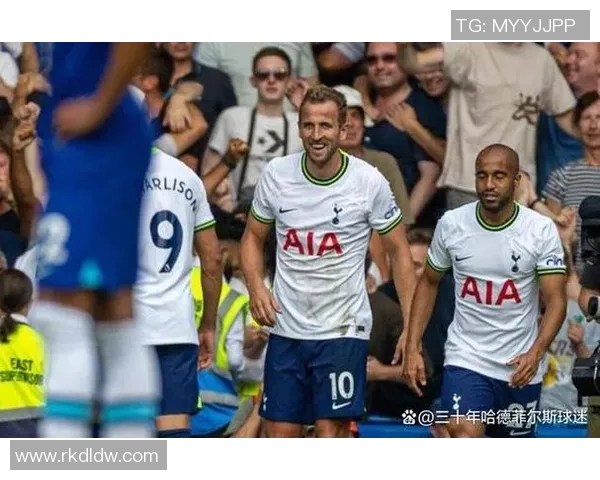 热刺与尤文图斯激战正酣比分揭晓引发球迷热议